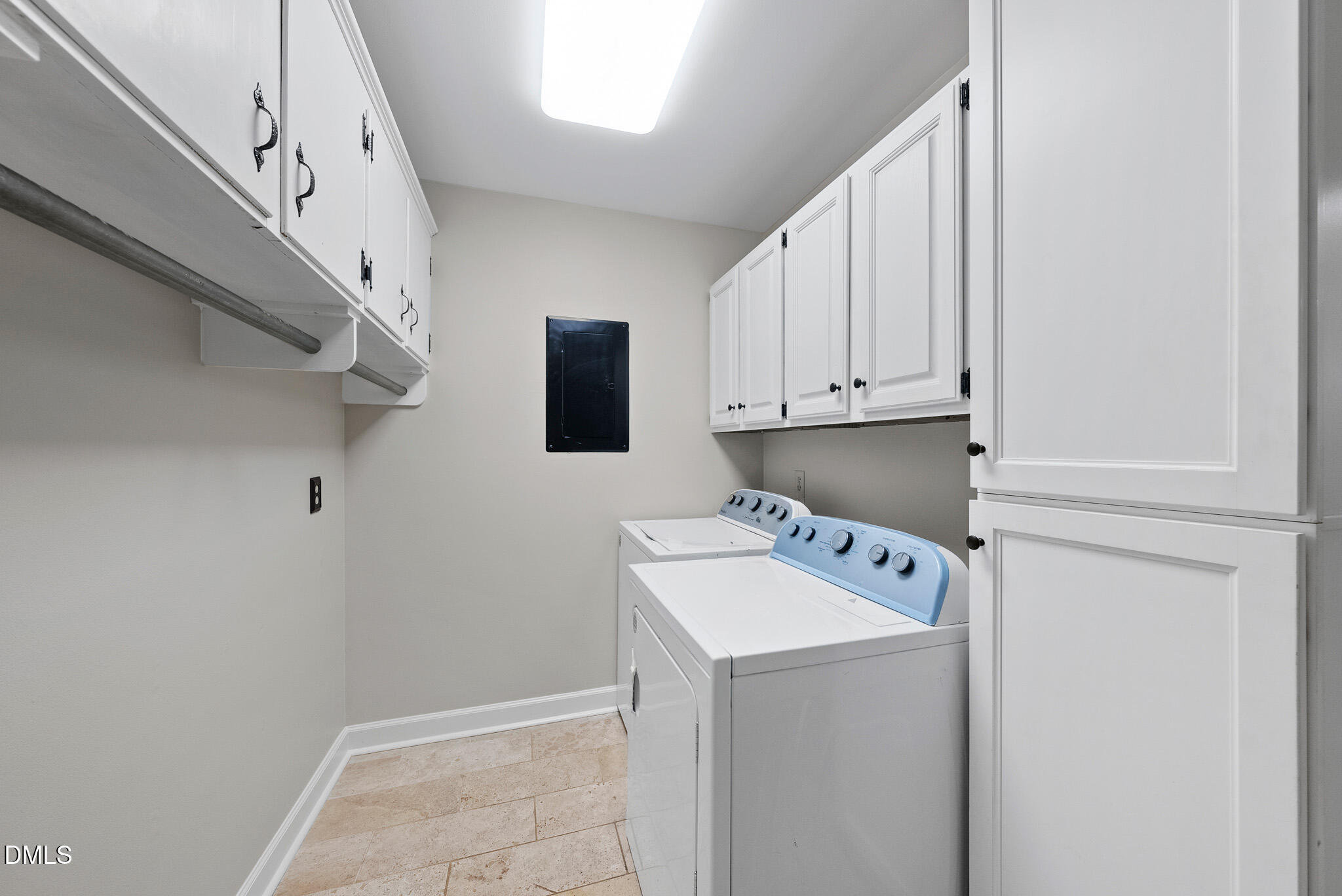 6601 Hidden Pond Road Wendell, NC 27591 - Photo 17 of 37 Main Level Laundry Room