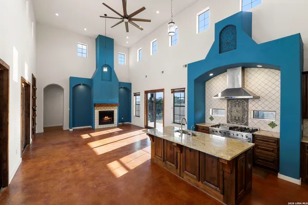 $1,875,000 | 217 Saddle Wood Trail, Comfort, TX 78013