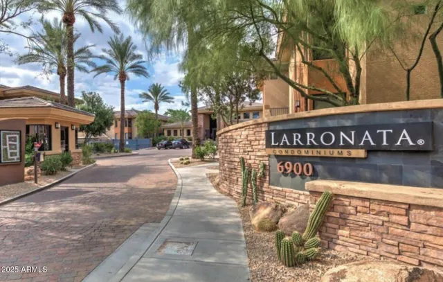 a view of a park with sign board