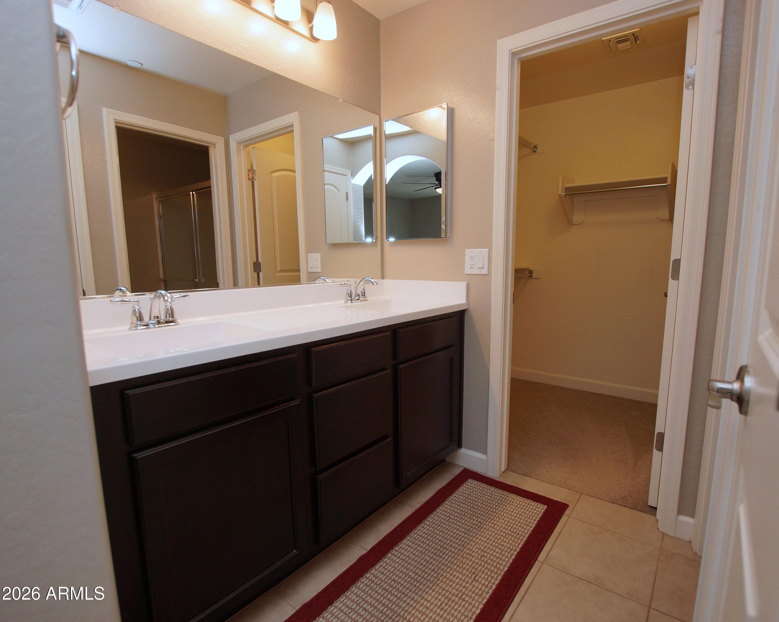 2150 West Alameda Road, Unit 1362 Phoenix, AZ 85085 - Photo 20 of 35 Main bath