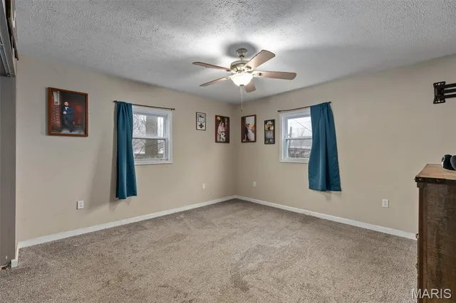 $139,900 | 111 West 4th S Street, Mount Olive, IL 62069