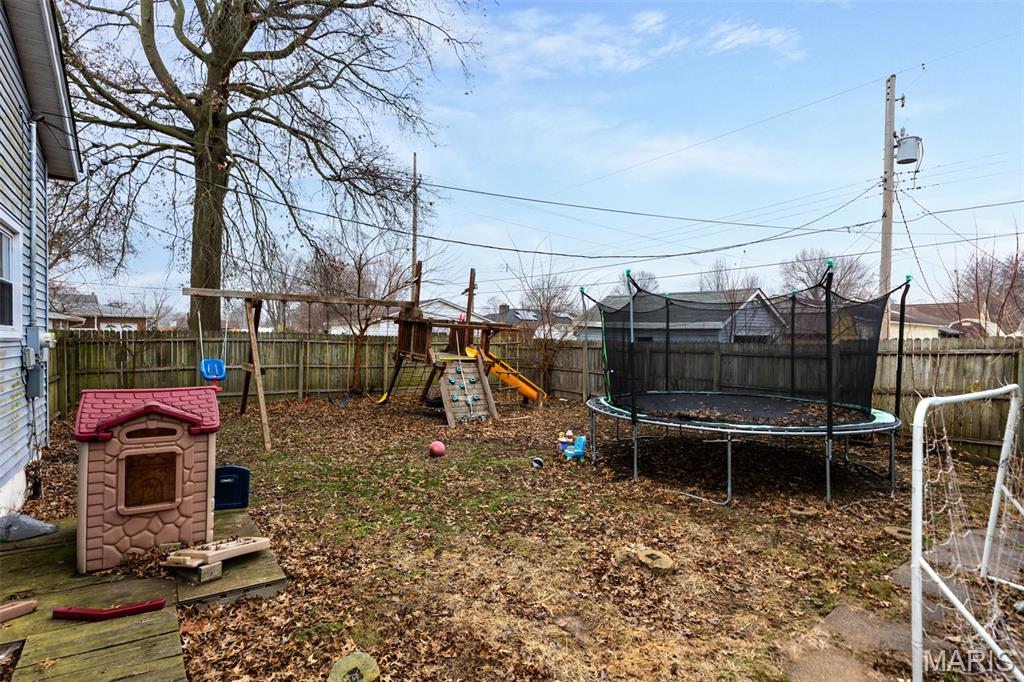 111 West 4th S Street Mount Olive, IL 62069 - Photo 26 of 28