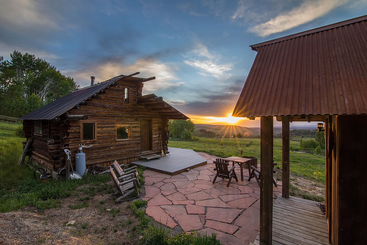 3520 County 58P Road Placerville, CO 81430 - Photo 17 of 76 a patio with table and chairs