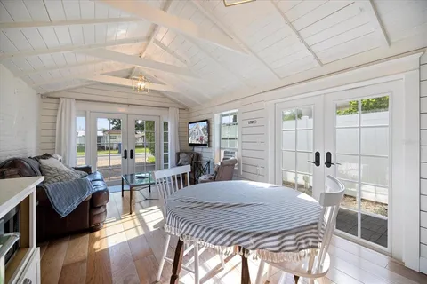 $875,000 | 3504 Estrada Street, Sarasota, FL 34239