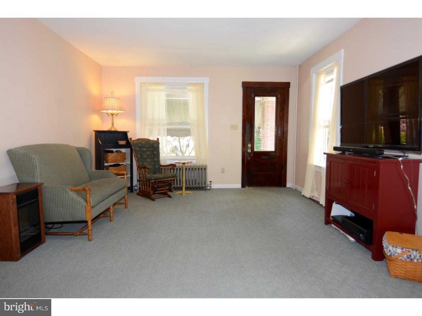 319 North Brobst Street Reading, PA 19607 - Photo 4 of 25 Gallery Image 4