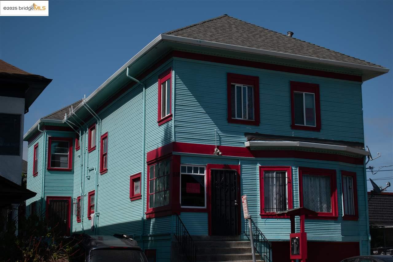 518 44th Street, Unit B Oakland, CA 94609 - Photo 1 of 13