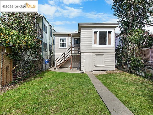 518 44th Street, Unit B Oakland, CA 94609 - Photo 11 of 13