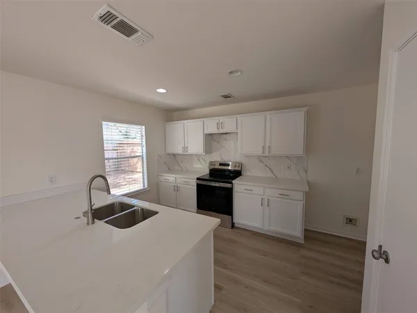 $1,850 | 11726 Rolling Stream Drive, Tomball, TX 77375