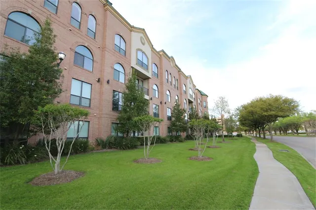 $315,500 | 2299 Lone Star Drive, Unit 327, Sugar Land, TX 77479