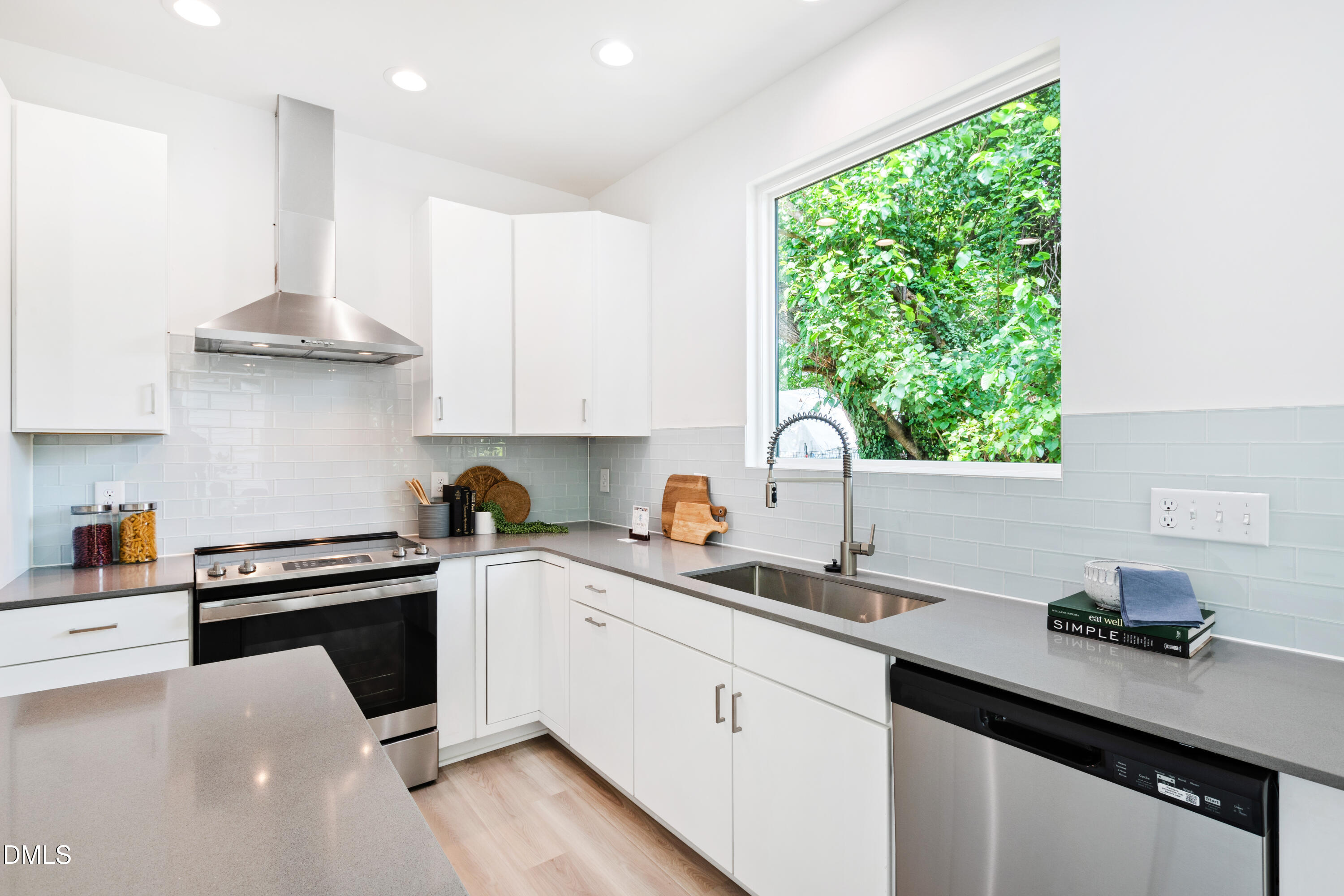 423 Eugene Street Durham, NC 27701 - Photo 11 of 23 423 Eugene St