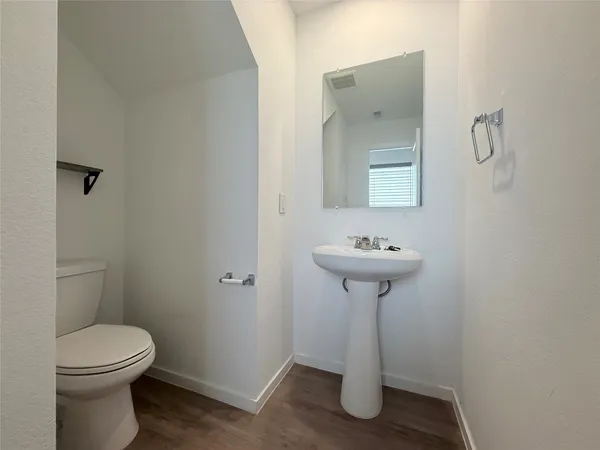 $1,650 | 21511 Carosella Drive, New Caney, TX 77357