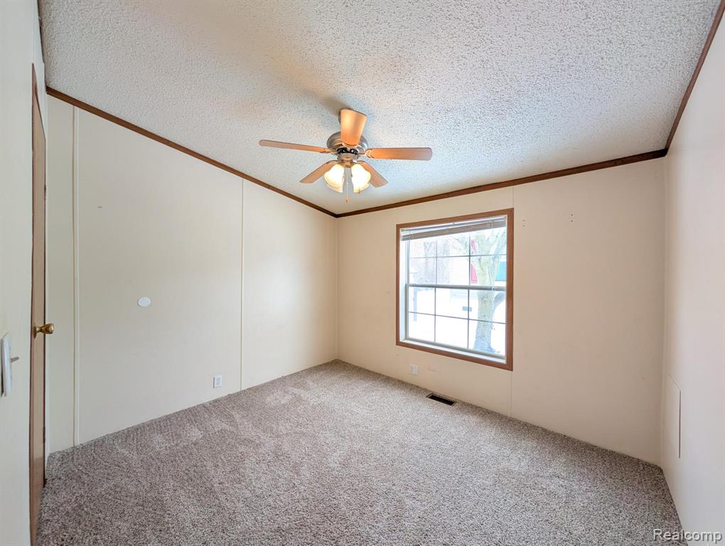 11413 Harbor Cove Fenton, MI 48430 - Photo 10 of 18