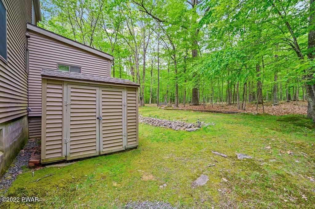 117 Tanager Road Lackawaxen, PA 18435 - Photo 54 of 61