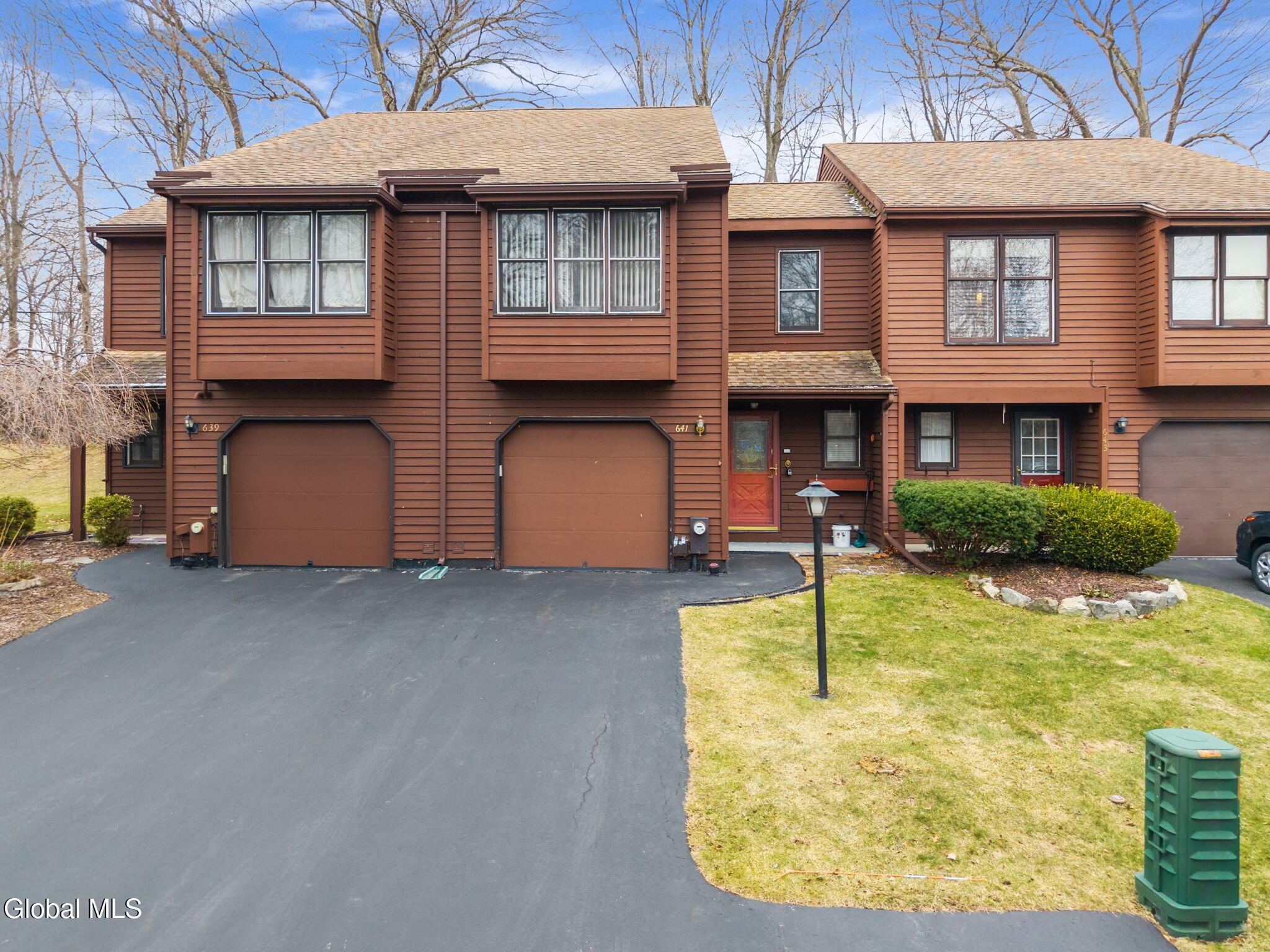 641 Top Ridge Drive Guilderland, NY 12203 - Photo 1 of 50 46-641TopRidgeRd_new_01