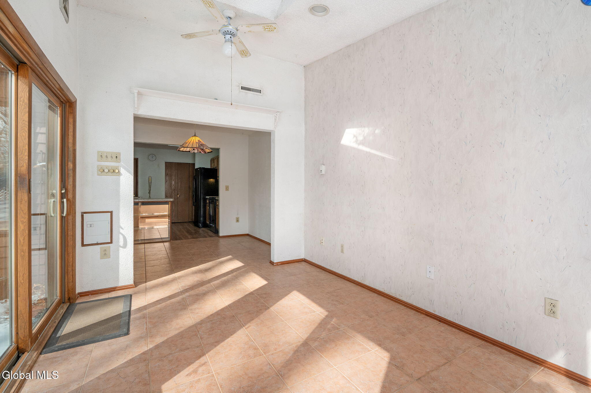 641 Top Ridge Drive Guilderland, NY 12203 - Photo 17 of 50 19-641RopRidgeRd_19