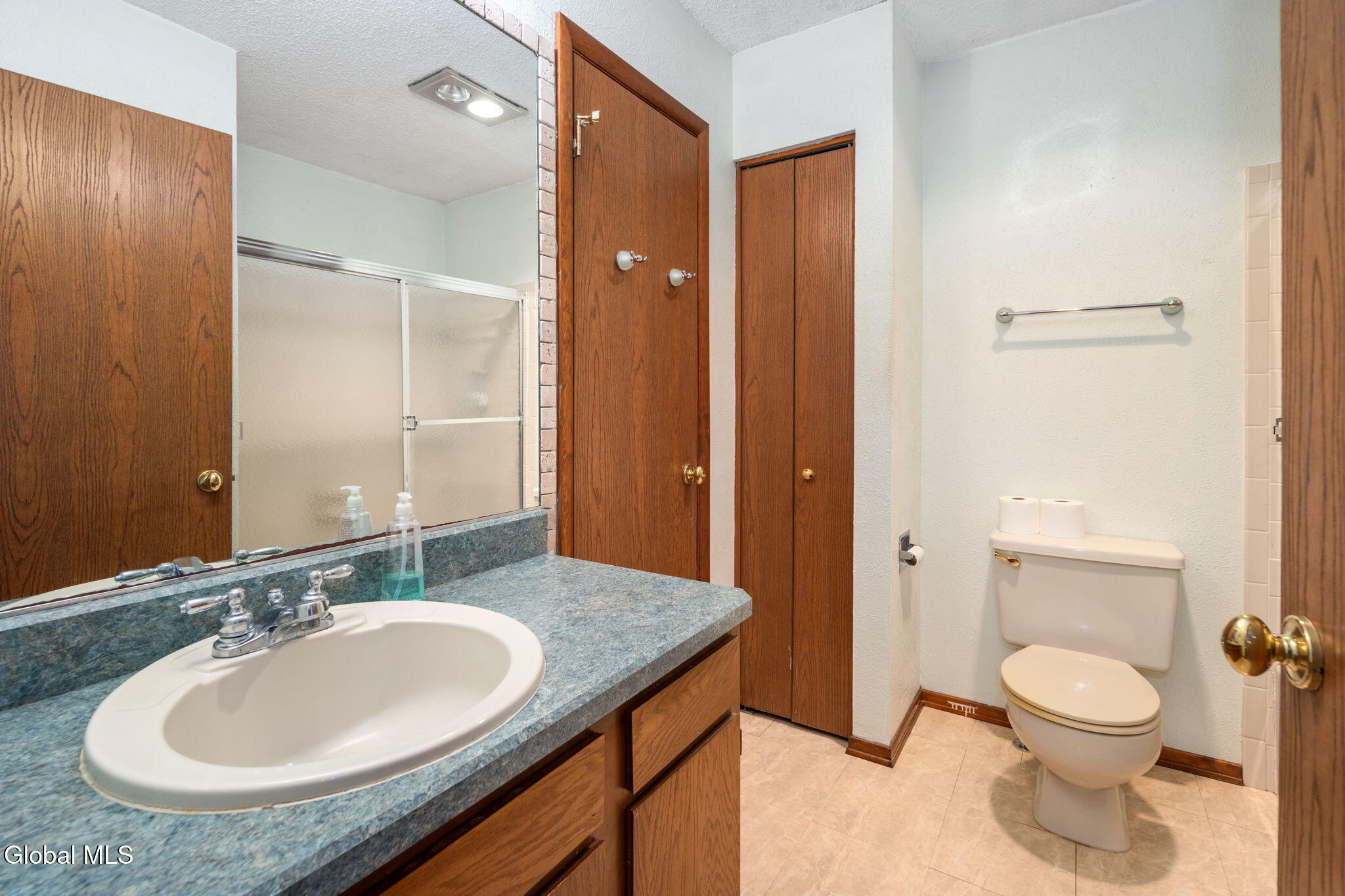 641 Top Ridge Drive Guilderland, NY 12203 - Photo 35 of 50 33-641RopRidgeRd_33