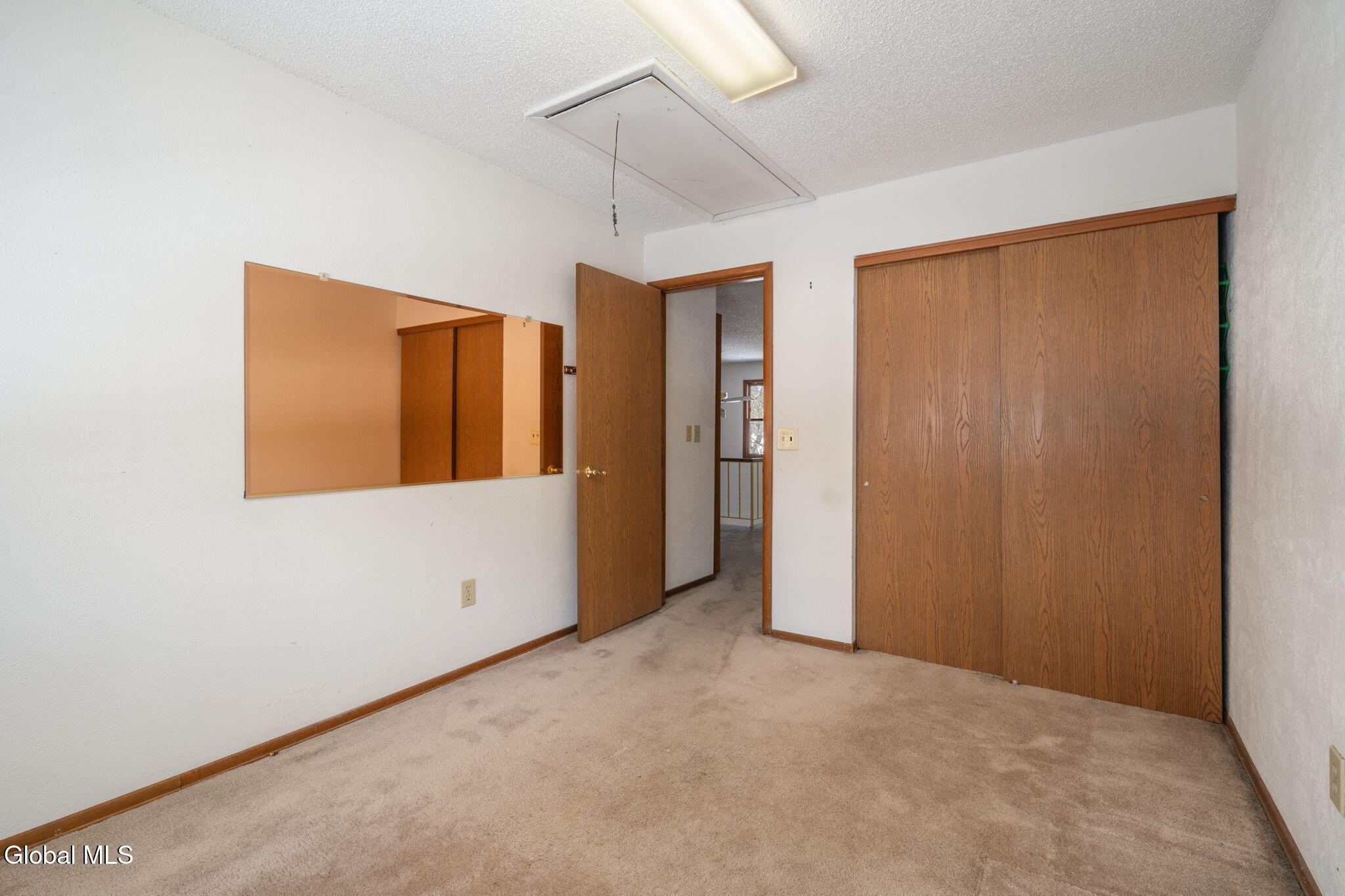 641 Top Ridge Drive Guilderland, NY 12203 - Photo 38 of 50 36-641RopRidgeRd_36