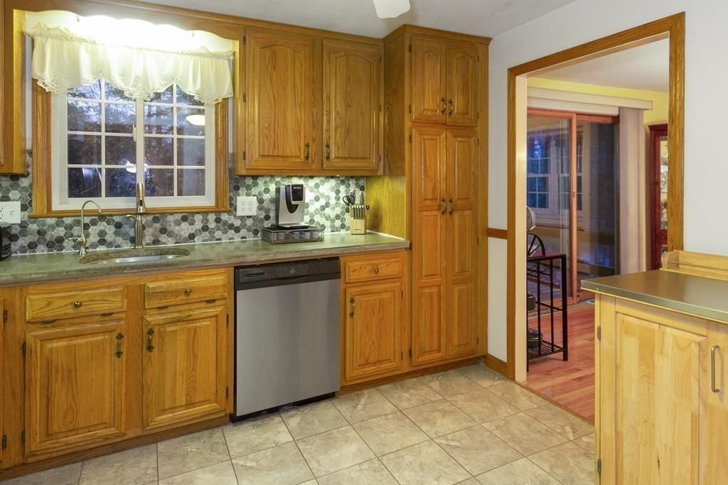 2 Tucker Road Norfolk, MA 02056 - Photo 10 of 38 Gallery Image 10