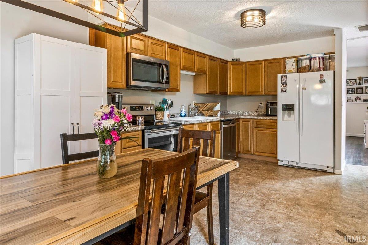 3400 Hampton Court New Castle, IN 47362 - Photo 9 of 26