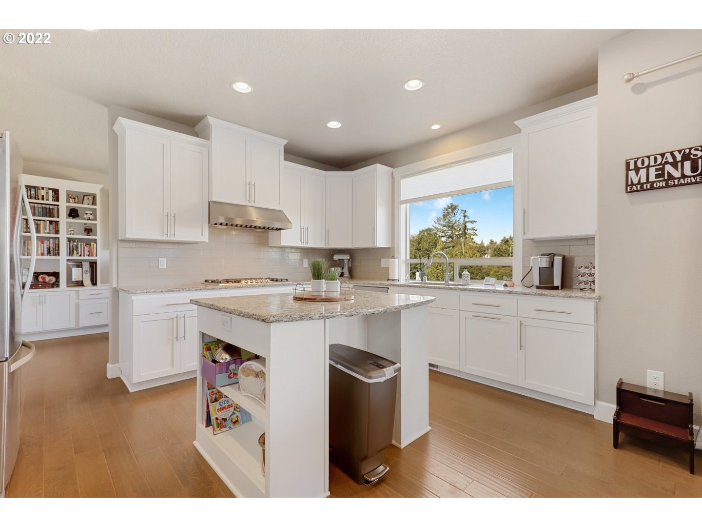 1845 South 14th Court Ridgefield, WA 98642 - Photo 6 of 32 a kitchen with cabinets and window