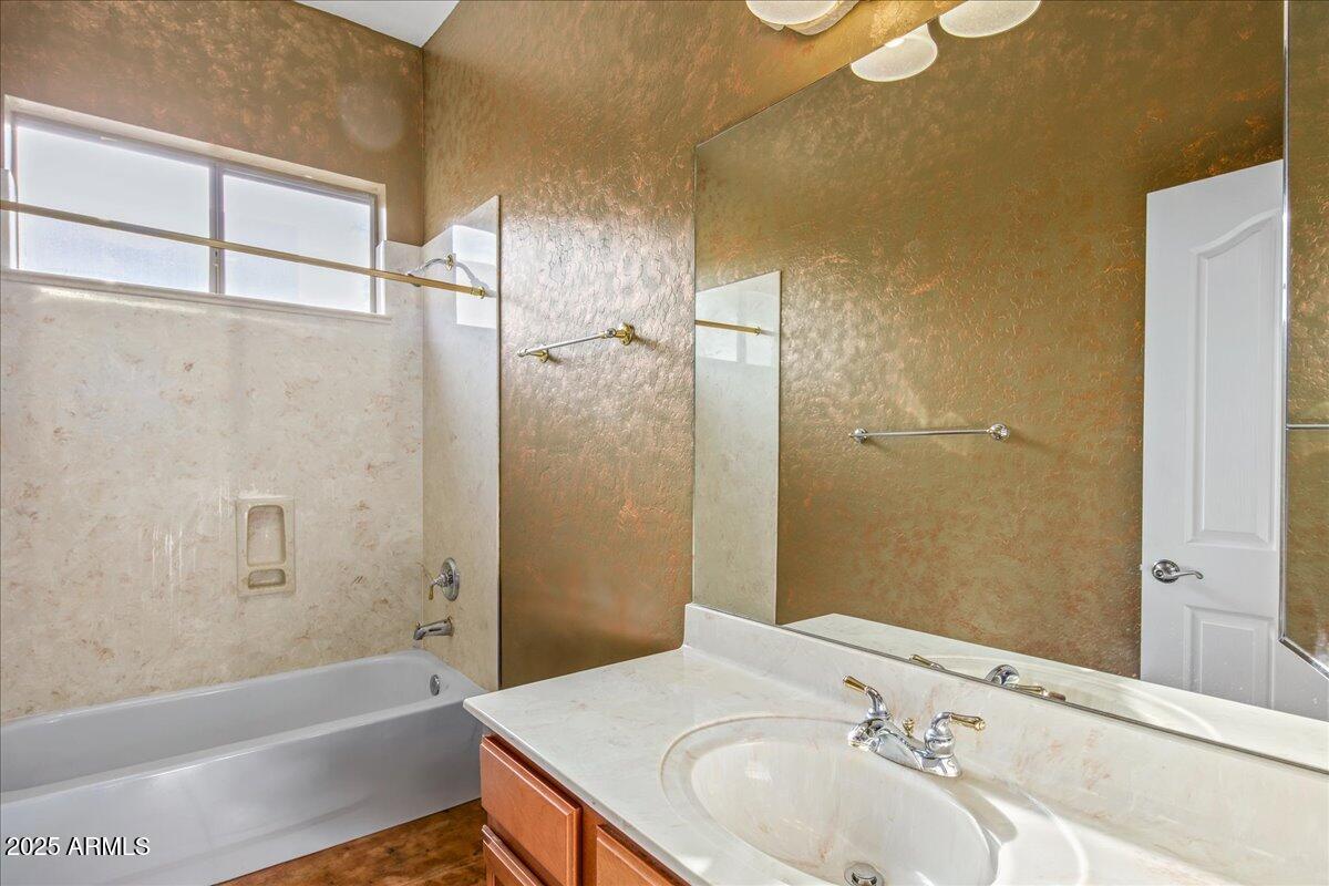 4534 East Sleepy Ranch Road Cave Creek, AZ 85331 - Photo 25 of 36 Guest Bath