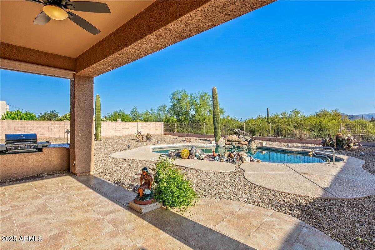 4534 East Sleepy Ranch Road Cave Creek, AZ 85331 - Photo 31 of 36 Outdoor Living Area