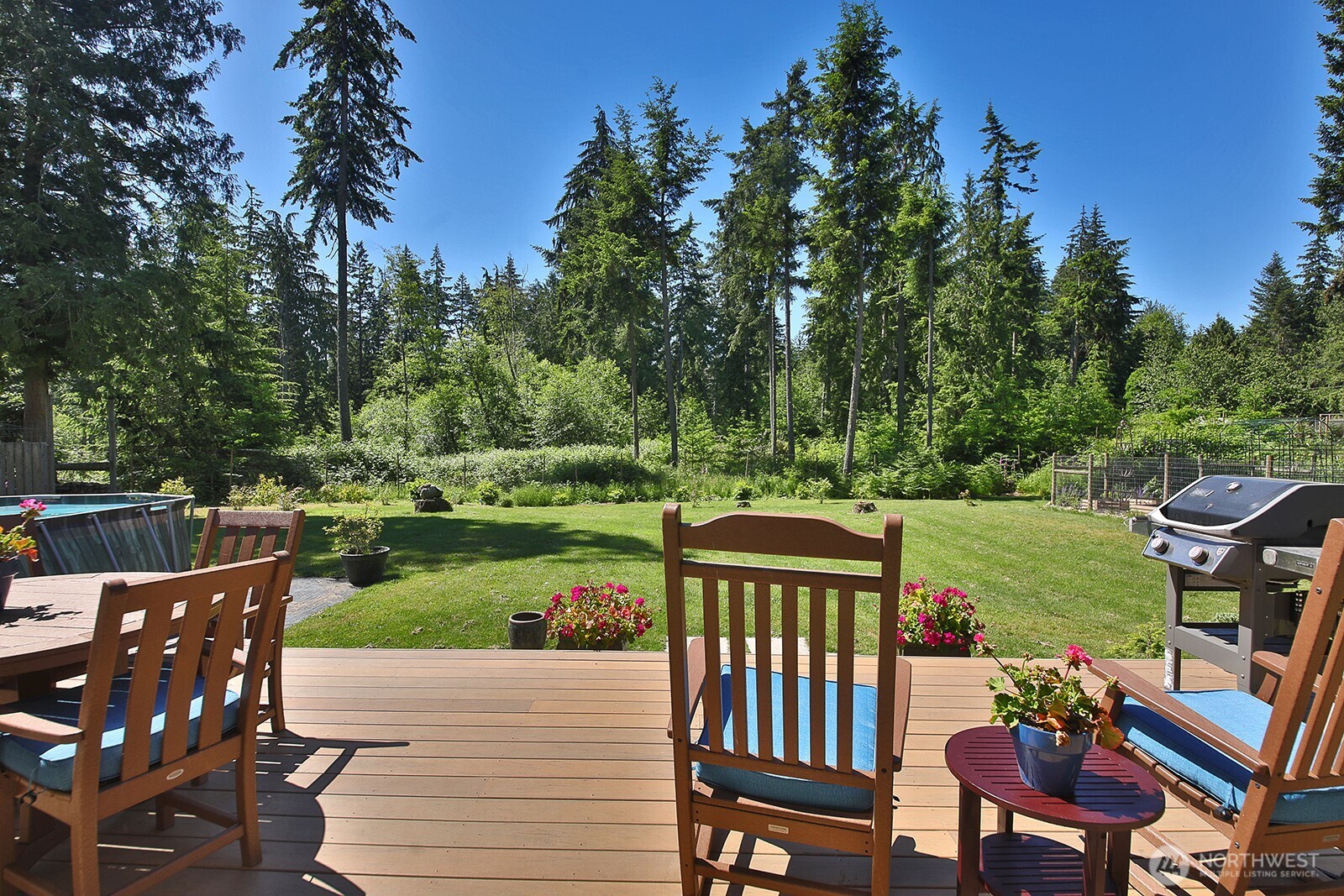 6545 Cultus Bay Road Clinton, WA 98236 - Photo 8 of 40