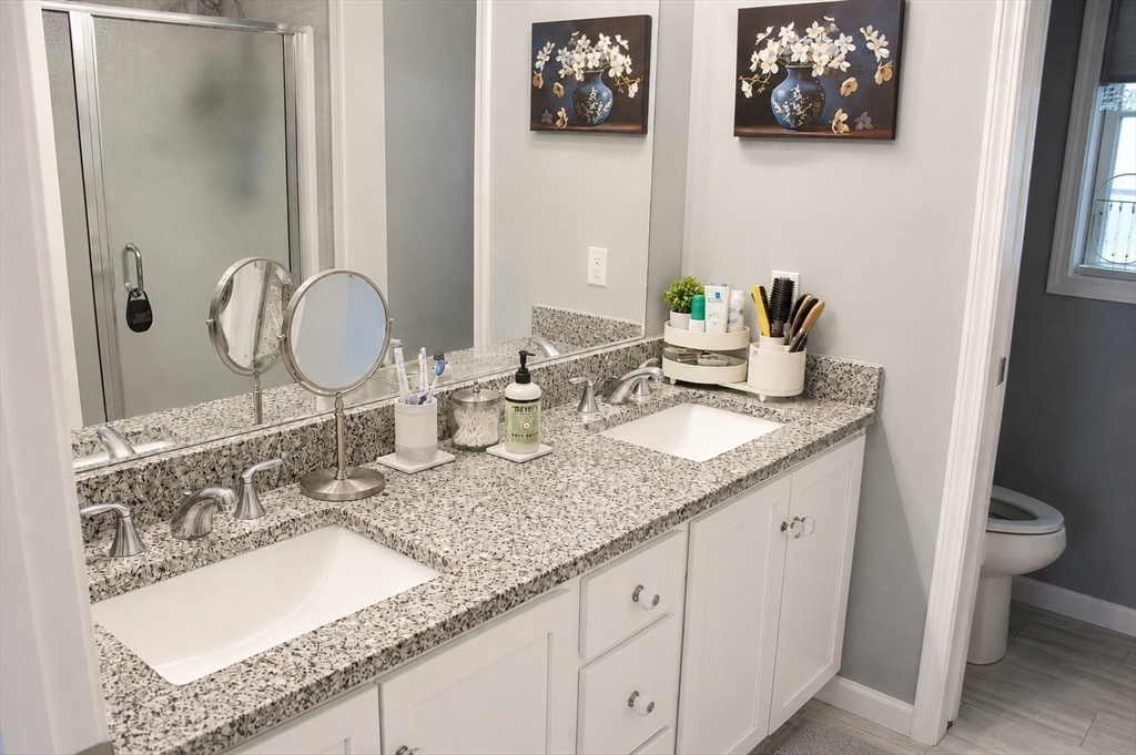 7 Tabor Road Uxbridge, MA 01569 - Photo 16 of 21