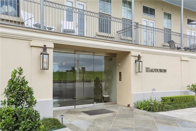 $849,000 | 111 Audubon Street, Unit 202, New Orleans, LA 70118