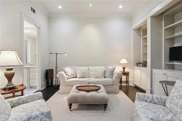 $849,000 | 111 Audubon Street, Unit 202, New Orleans, LA 70118