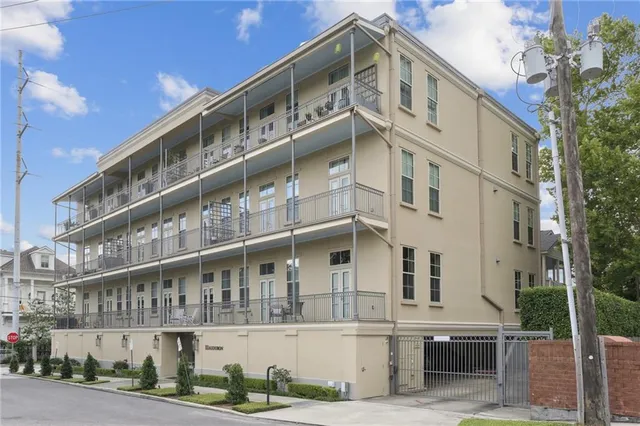 $849,000 | 111 Audubon Street, Unit 202, New Orleans, LA 70118
