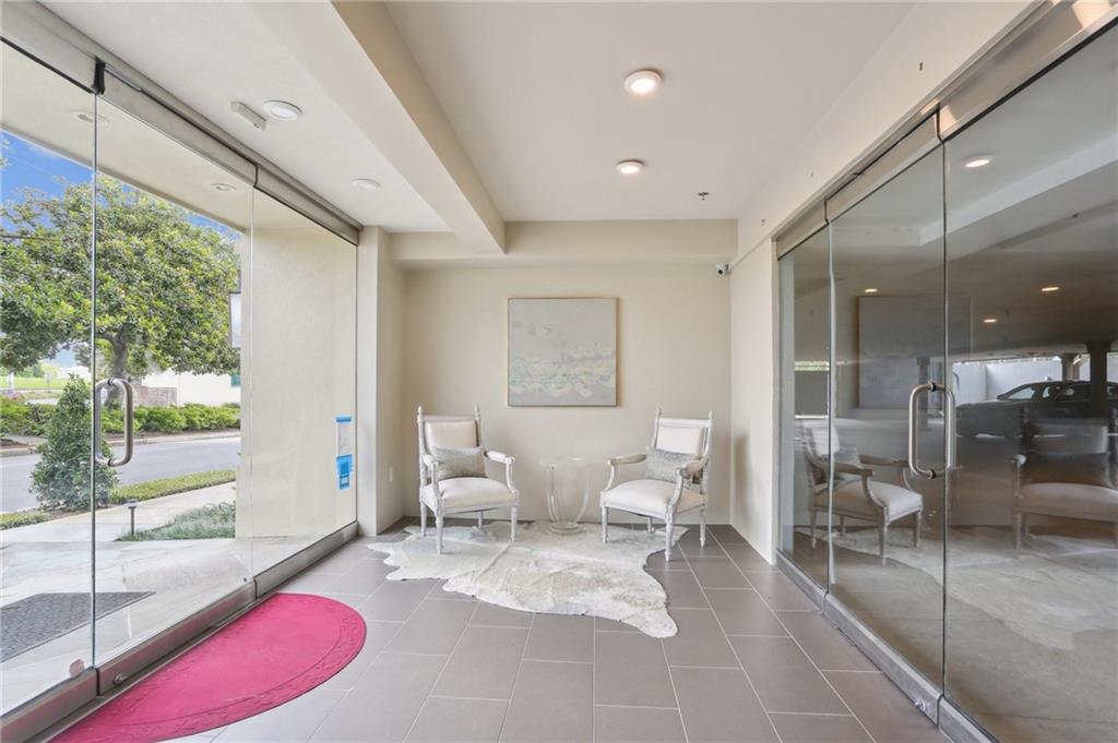 111 Audubon Street, Unit 202 New Orleans, LA 70118 - Photo 3 of 27