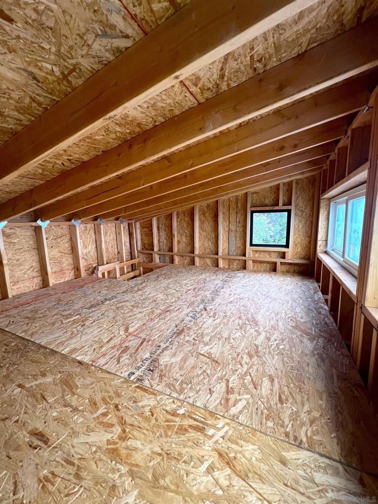 7632 Engineers Road Julian, CA 92036 - Photo 13 of 20 a view of an empty room