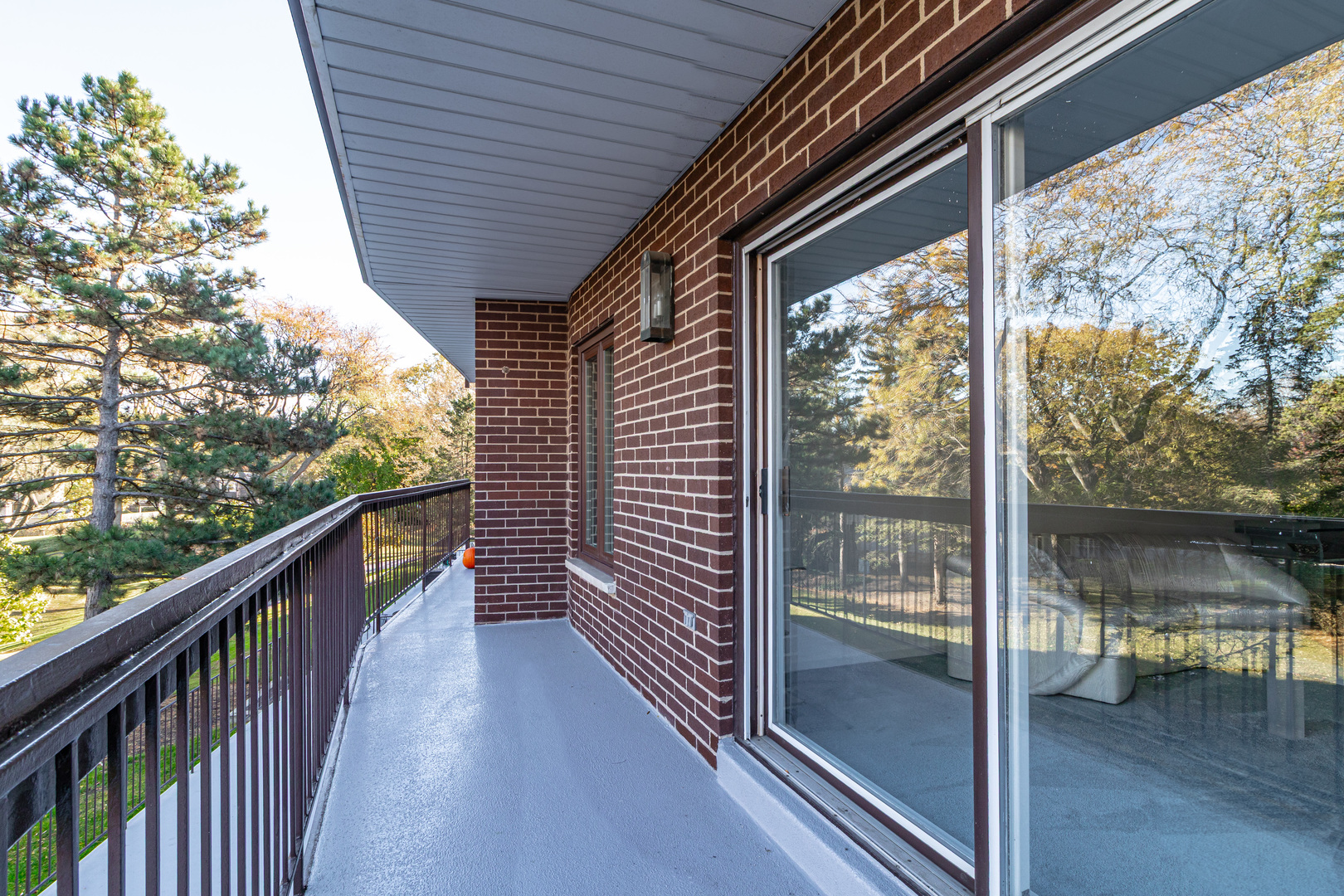 400 East Dundee Road, Unit 207C Buffalo Grove, IL 60089 - Photo 33 of 38 Gallery Image 33