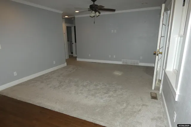 $299,900 | 189 West Sunrise Street, Guernsey, WY 82214