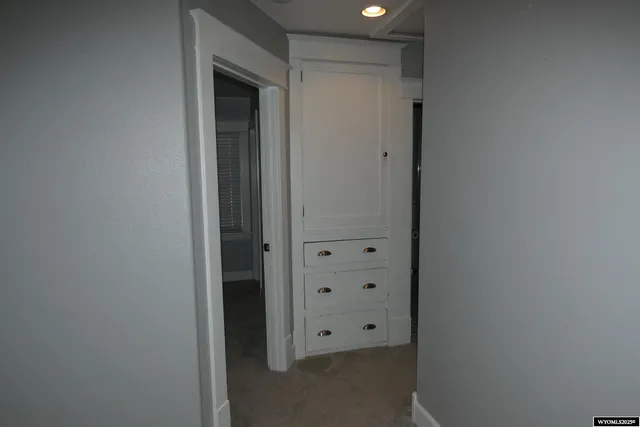 $299,900 | 189 West Sunrise Street, Guernsey, WY 82214