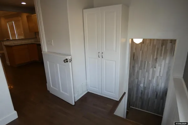 $299,900 | 189 West Sunrise Street, Guernsey, WY 82214