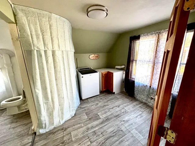 $139,000 | 8 Western Avenue, East Millinocket, ME 04430