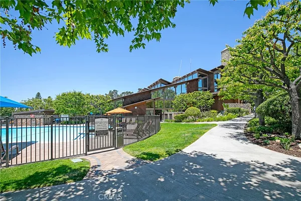 $1,299,000 | 24851 Woodside Lane, Lake Forest, CA 92630