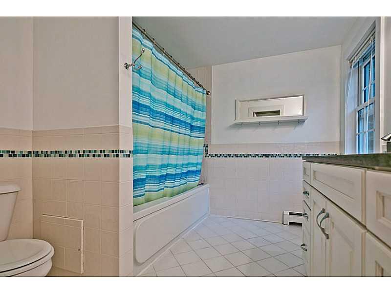 8 Benaiah Littlefield Road Kennebunk, ME 04043 - Photo 29 of 35 Master Bath/Spa.
