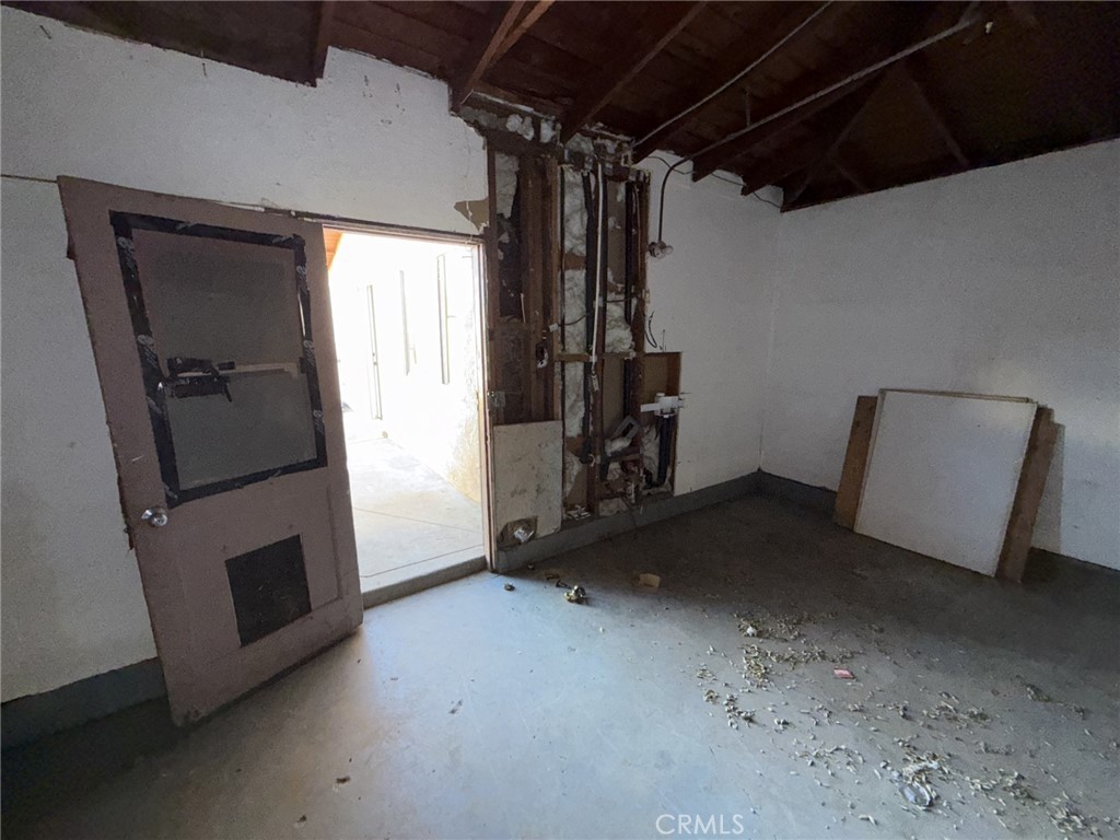 5623 Montgomery Street Riverside, CA 92503 - Photo 15 of 20