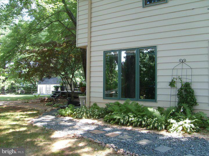 4207 Sudley Road Haymarket, VA 20169 - Photo 10 of 30 Exterior (General)