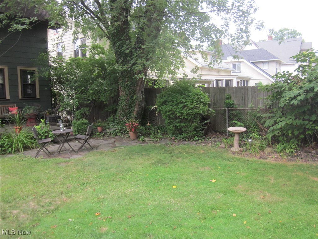 10035 Baltic Road Cleveland, OH 44102 - Photo 39 of 41 View of yard