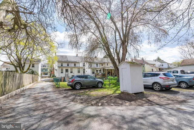 $135,000 | 57 East Pottsville Street, Pine Grove, PA 17963