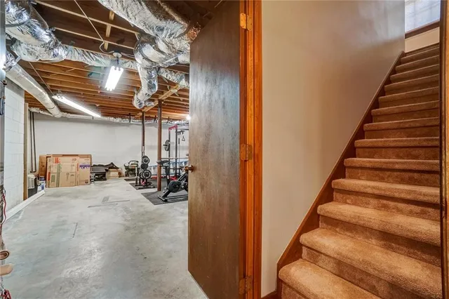 a view of entryway and hall