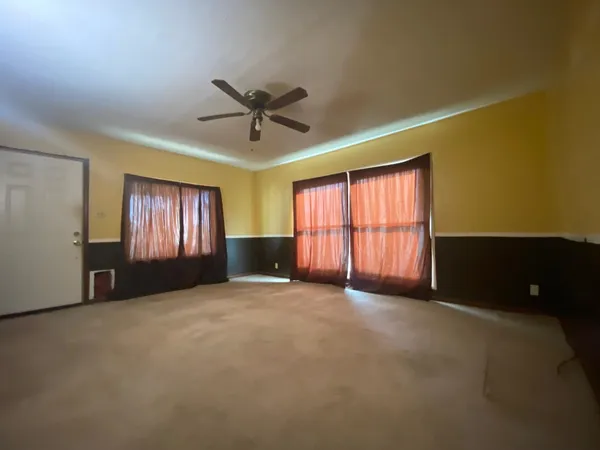 $49,900 | 1301 South 2nd Street, Arkansas City, KS 67005