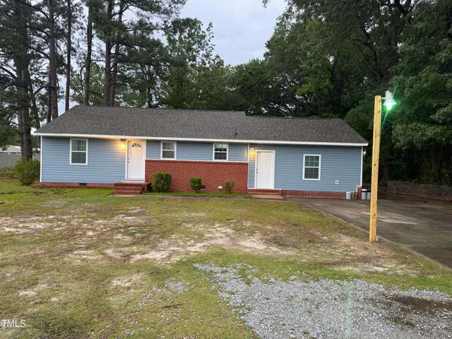 $200,000 | 403 Oak Street, Roanoke Rapids, NC 27870