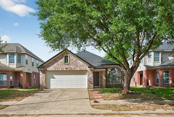 $1,800 | 18518 Burgundy Sky Way, Cypress, TX 77429