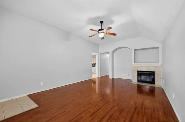 $1,800 | 18518 Burgundy Sky Way, Cypress, TX 77429