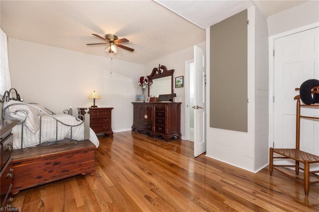 1984 Austin Little Mountain Road Ronda, NC 28670 - Photo 16 of 31